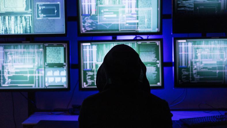 OpenAI最强竞对发现“越狱攻击”漏洞,大模型无一幸免